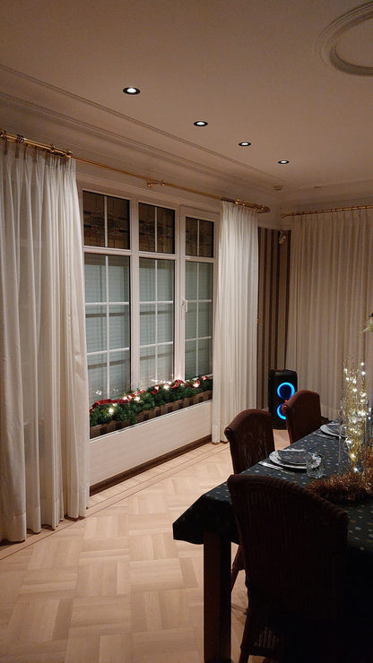 Philips Hue PRIME70 inbouwspot zwart met Hue GU10